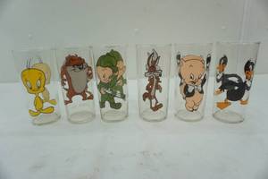lot 85 image: Pepsi 1973 glasses set (6)