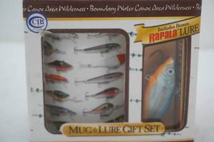 lot 106 image: Rapala mug and lure set