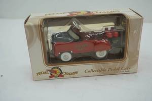 lot 142 image: Pedal Champs Collectible Pedal Cars 110 Scale.