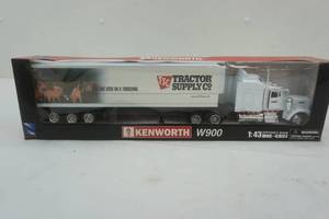 lot 143 image: Kenworth W900 143 Die-Case. Openable Door. New-Ray Toys Development LTD.