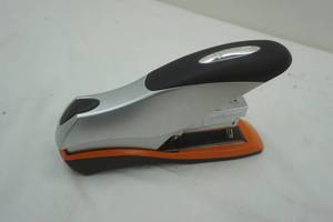 lot 199 image: Swingline stapler.