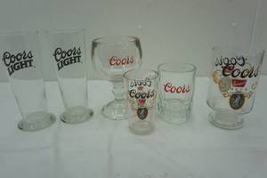 lot 264 image: Coors beer glasses, several vintage styles