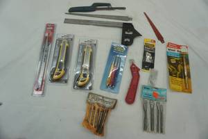 lot 366 image: hardware supply lot