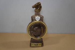 lot 24 image: Vintage 1968 Ruidoso Downs Horse Racing Jim Beam Decanter