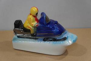 lot 31 image: Vintage 1972 Ezra Brooks Liquor Snowmobile Decanter