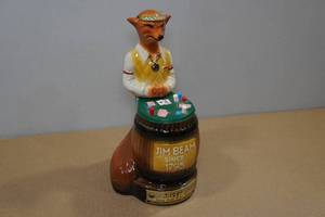 lot 40 image: Vintage 1981 Fox Blackjack Dealer Jim Beam Decanter