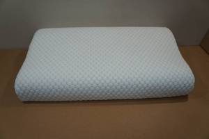 lot 56 image: Memory Foam Pillow