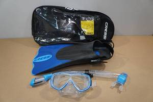 lot 63 image: Cressi Adult Palau Fin Snorkel Set -Fin Size LXL
