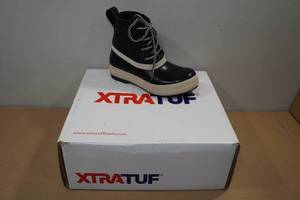 lot 91 image: Xtratuf Womens 6 Legacy Lace Boots -Size 6