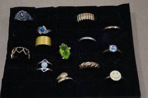 lot 100 image: Assorted Rings