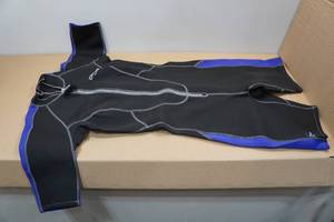 lot 108 image: Cressi Lido Womens 2mm Wetsuit -XXL6