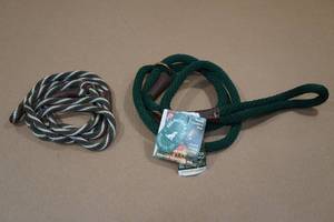 lot 112 image: 2 Mendota Pet Leashes