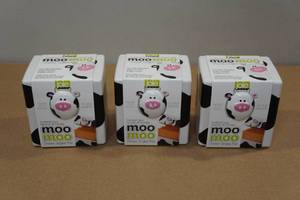 lot 128 image: 3 Moo Moo Cheese Singles Pods