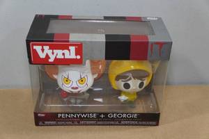 lot 147 image: Funko Vynl Pennywise & Georgie