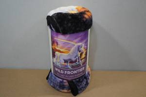 lot 209 image: Wild Frontier 50 x 60 Plush Unicorn Throw Blanket
