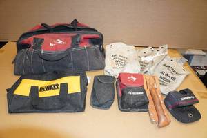 lot 275 image: Assorted Tool Bags and Pouches