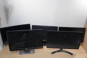 lot 244 image: 5 LED Computer Monitors
