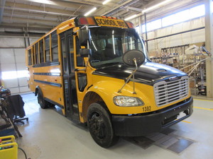 lot 1382 image: FREIGHTLINER SCHOOL BUS WITH WHEEL CHAIR LIFT AND INTEGRATED SEATING