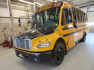 lot 1482 image: FREIGHTLINER SCHOOL BUS WITH WHEEL CHAIR LIFT AND INTEGRATED SEATING