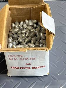 lot 31 image: Hornady 9mm 124 Grain Lead Round Nose Pistol Bullets (4 Pounds)