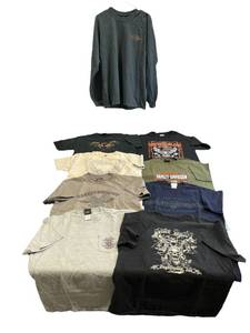 lot 53 image: Vintage Harley Davidson T-Shirts in Mens Size Large - Used Condition