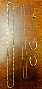 lot 6 image: 14 karat & 10 karat gold jewelry