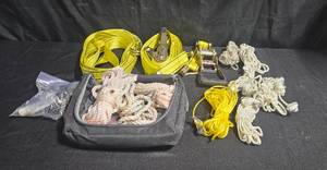 lot 28 image: Assorted Ropes and Straps Set with Carrying Bag