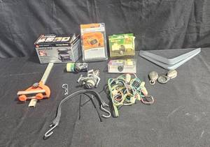 lot 32 image: Mixed Lot of Hand Tools and Wiring Accessories including Black & Decker Quick Finish Sander