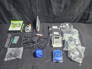 lot 116 image: Lot of Mixed Electronics and Accessories - Cables, Chargers, and More