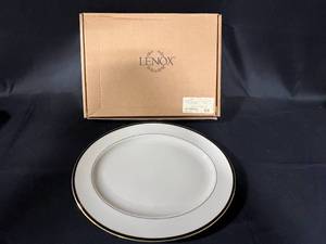 lot 211 image: Lenox Urban Lights Platter 16.0 - American Home Collection
