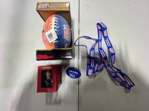 lot 151 image: Mixed Lot of Collectible Football Items and 1999 Santabear Ornament