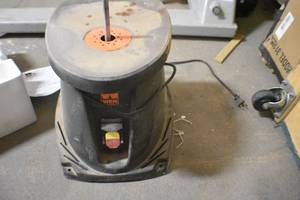 lot 67 image: WEN 6510T 3.5 Amp Oscillating Spindle Sander