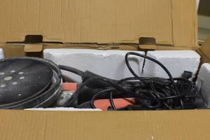 lot 19 image: WEN 6369 Variable Speed 5-Amp Drywall Sander with 15-Foot Hose
