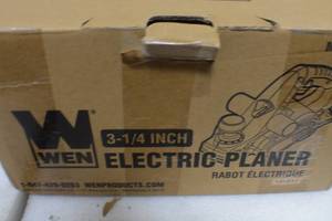 lot 29 image: WEN 6530 3-14 in. 6 Amp Corded Hand Planer