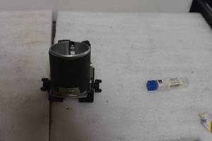 lot 48 image: Makita 198987-9 Compact Router Tilt Base