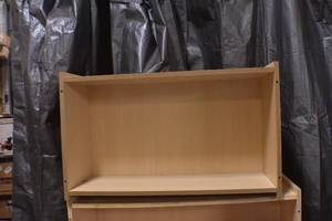 lot 75 image: MAPLE UPPER CABINET
