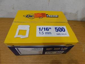 lot 46 image: QEP Xtreme White 116 in. Clip, Part A of Two-Part Tile Leveling System 500-Pack