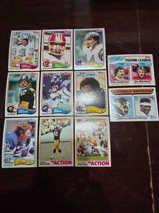 lot 192 image: (11) 1982 Topps Football Hall of Fame Cards