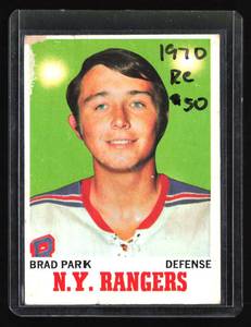 lot 144 image: 1970 Topps Hockey Brad Park Rookie Card #67