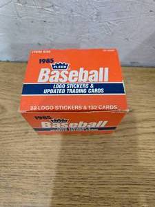 lot 98 image: 1985 Fleer Baseball Update Complete Set