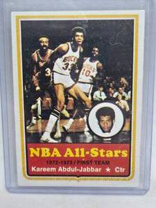 lot 255 image: 1973 Topps Kareem Abdul-Jabbar NBA All-Stars #50