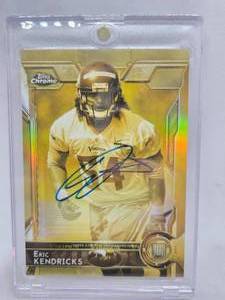 lot 262 image: 2015 Topps Chrome Gold Refractor Autograph Eric Kendricks Rookie #181 Serial #32150