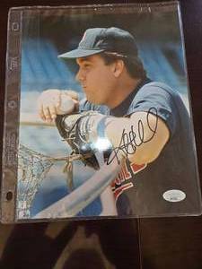 lot 81 image: Kent Hrbek 8x10 Autographed Photo With JSA Cert.