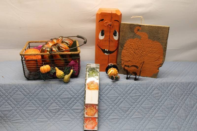lot Y-228 image: Fall Harvest Decor Set with Ceramic Pumpkins and Metal Basket