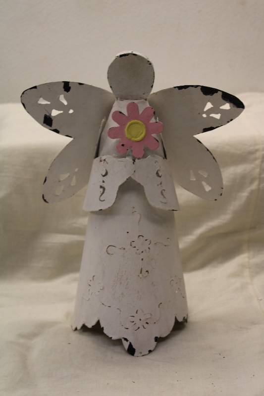 lot Y-276 image: Decorative White Metal Angel Figurine with Flower Accent