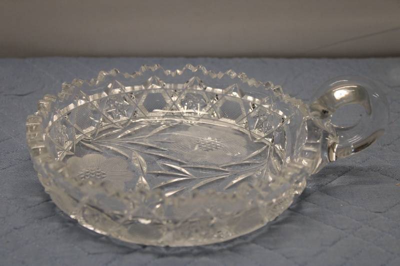 lot Y-282 image: Vintage Cut Glass Dish with Floral Pattern and Handle