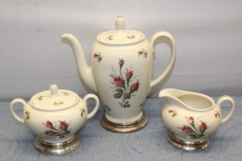 lot P-112 image: Vintage Rosenthal Porcelain Tea Set with Serving Plates - AIDA Pattern
