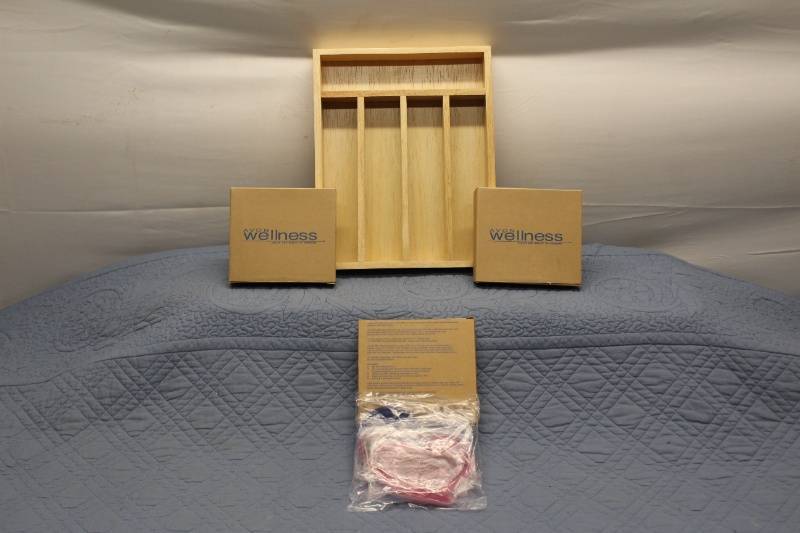 lot P-121 image: Set of 3 Soothing Hearts in Wooden Tray by Clive & Rhyme