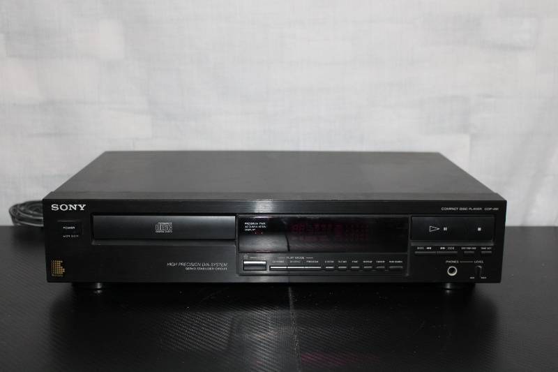 lot P-342 image: Sony CDP-291 Compact Disc Player