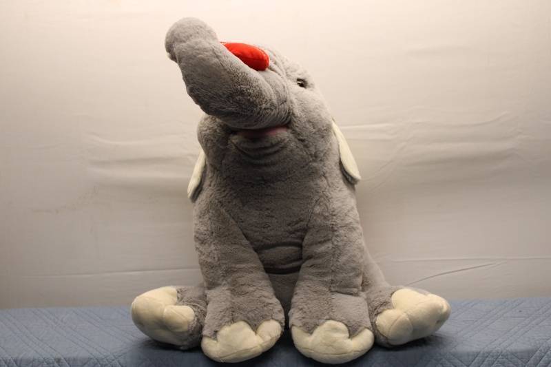 lot P-367 image: Gray Plush Elephant Stuffed Animal with Heart Details